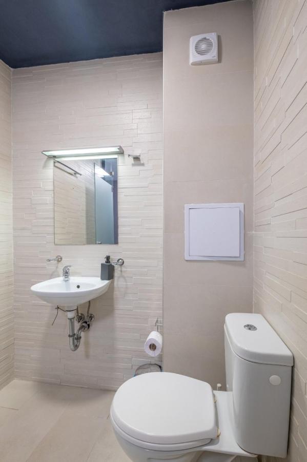 Barocco Rooms Sofia Bagian luar foto